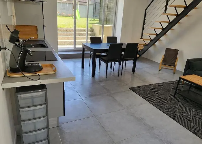 Maison De Bourg Avec Jardin Et Cour