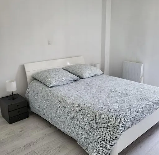 Maison De Bourg Avec Jardin Et Cour * Bernières-sur-Mer